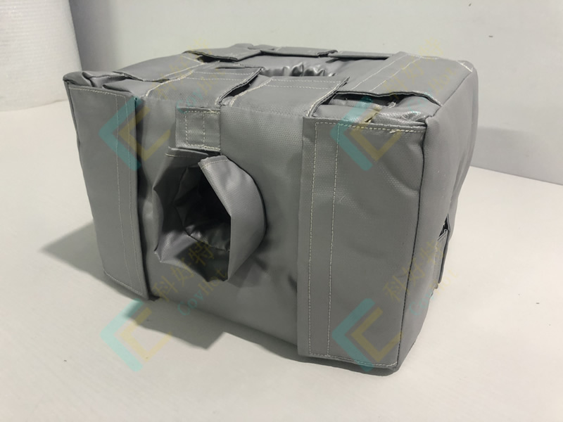可拆卸式<a href=http://www.epet.net.cn/e/tags/?tagname=%E4%BF%9D%E6%B8%A9%E5%A5%97 target=_blank class=infotextkey>保溫套</a>